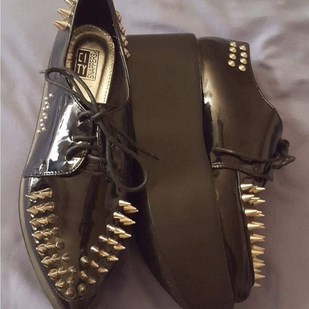 ISO - Black Spiked Platform Creepers